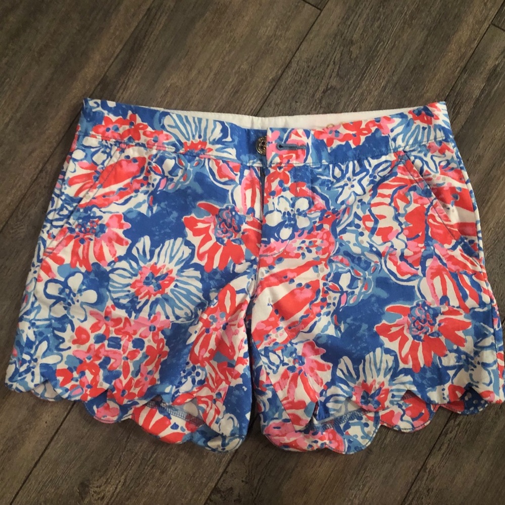 Lilly Pulitzer Buttercup Shorts in Pop Pop Glow